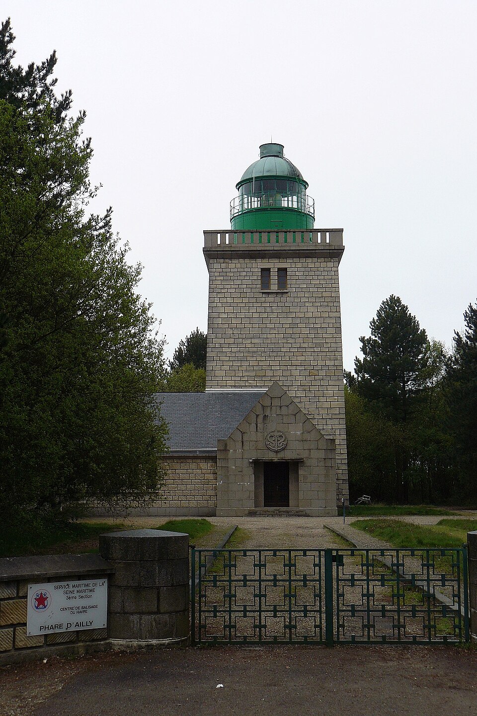 Le Phare d'Ailly