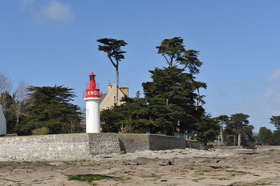 Le Phare de Langoz